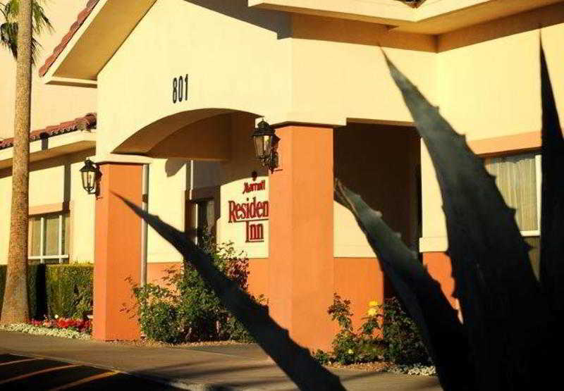 Residence Inn By Marriott Phoenix Airport Bagian luar foto